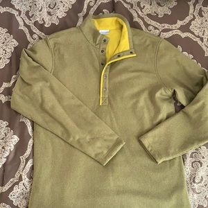 Men’s medium Columbia sweater